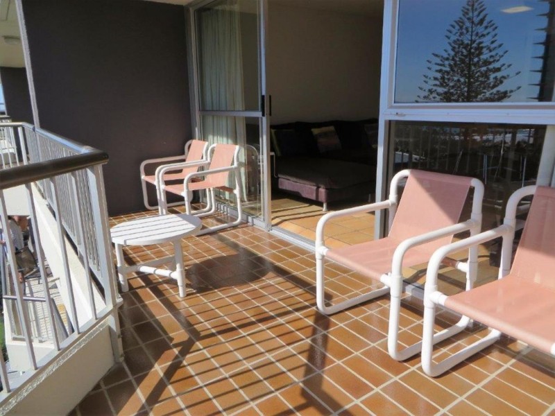 Surfers Beachside/10 Vista Street, Surfers Paradise QLD 4217