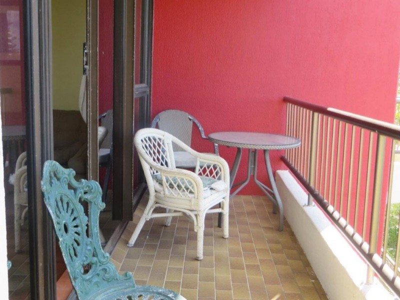 Alexander/2943 Gold Coast Highway, Surfers Paradise QLD 4217