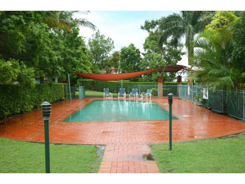 45 Pohlman Street, Southport QLD 4215