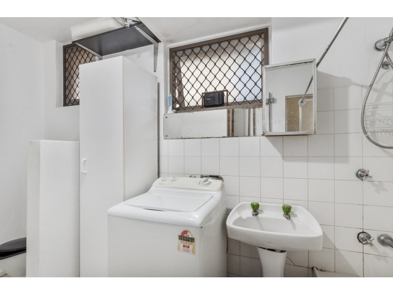 5/29A Peninsula Drive, Surfers Paradise QLD 4217