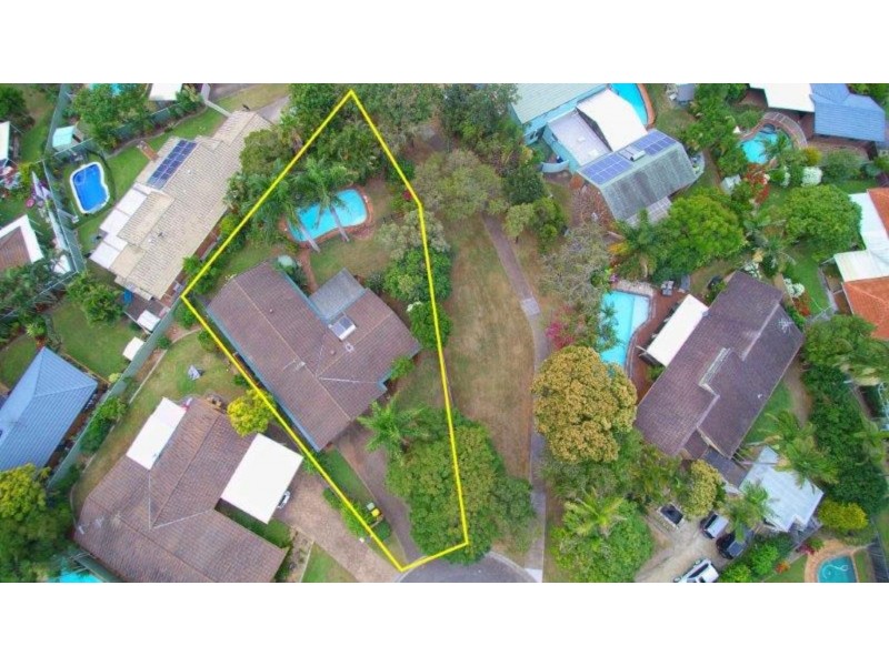 6 Langford Court, Mermaid Waters QLD 4218