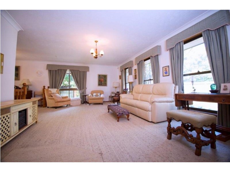 6 Langford Court, Mermaid Waters QLD 4218