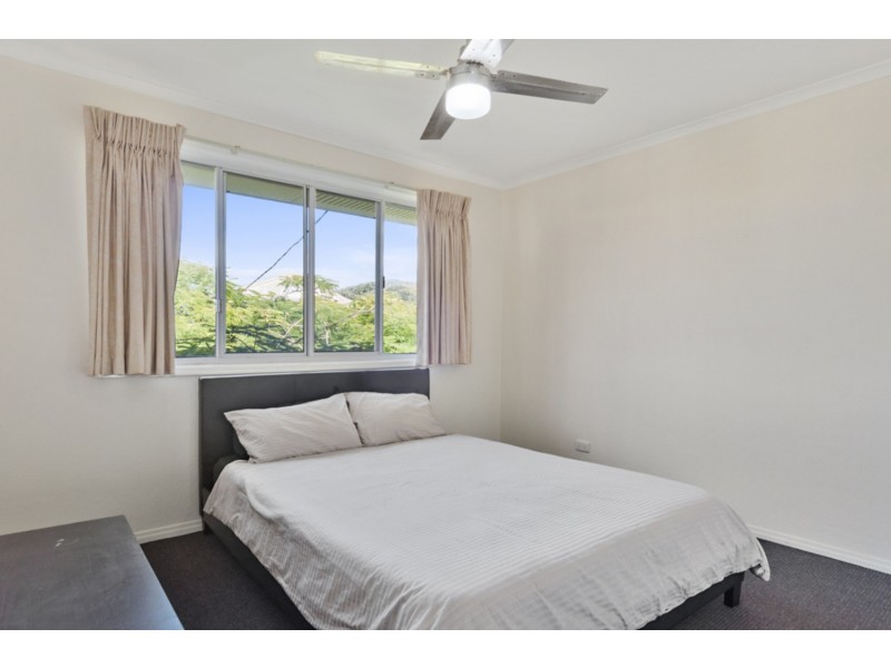 8/23 Genoa Street, Surfers Paradise QLD 4217