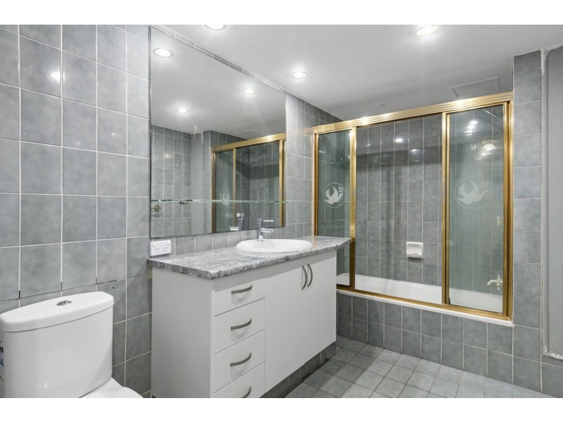 5/2981 Surfers Paradise Boulevard, Surfers Paradise QLD 4217