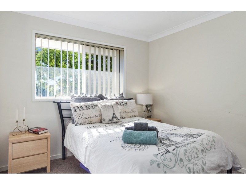 16/14-16 Darrambal Street, Chevron Island QLD 4217