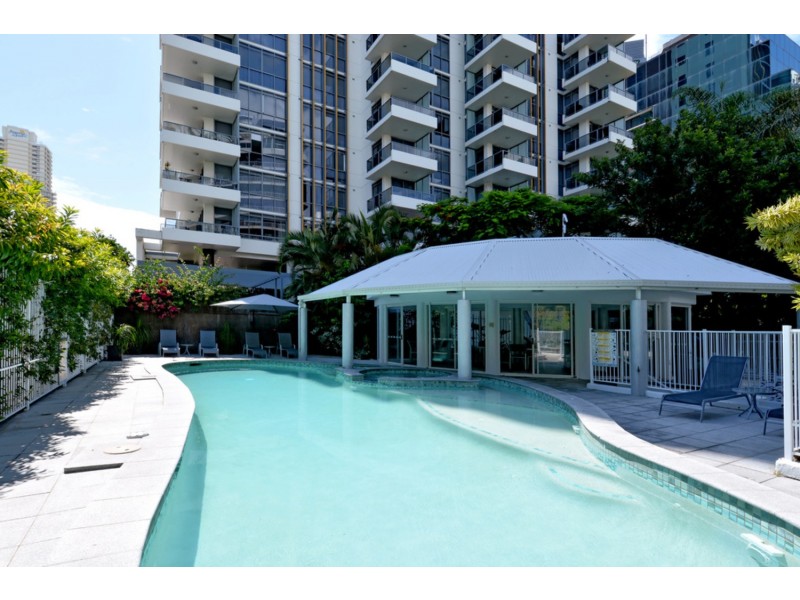 37/19 Riverview Parade, Surfers Paradise QLD 4217