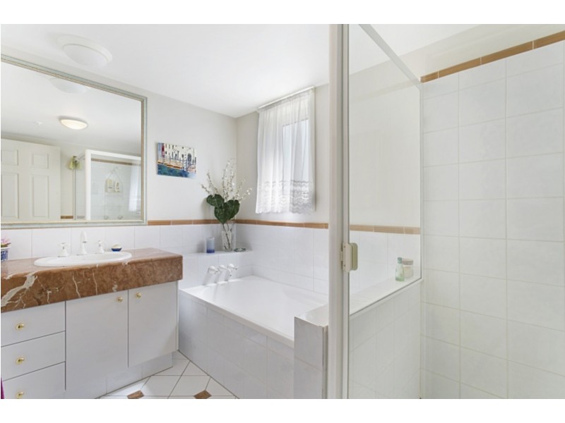 “Moroccan”/6 View Avenue, Surfers Paradise QLD 4217