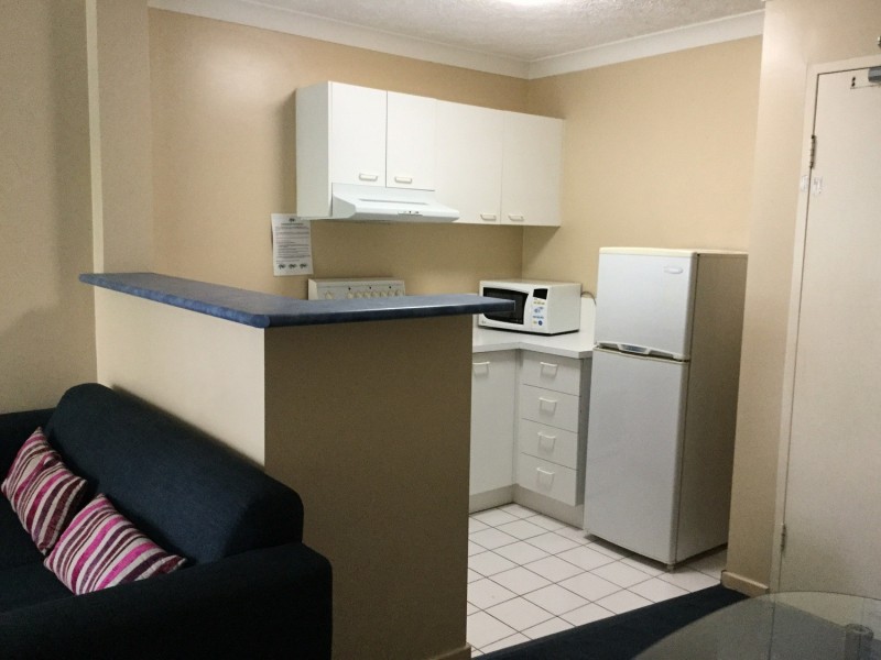 “Budds Beach Apartments”/43 Cypress Avenue, Surfers Paradise QLD 4217