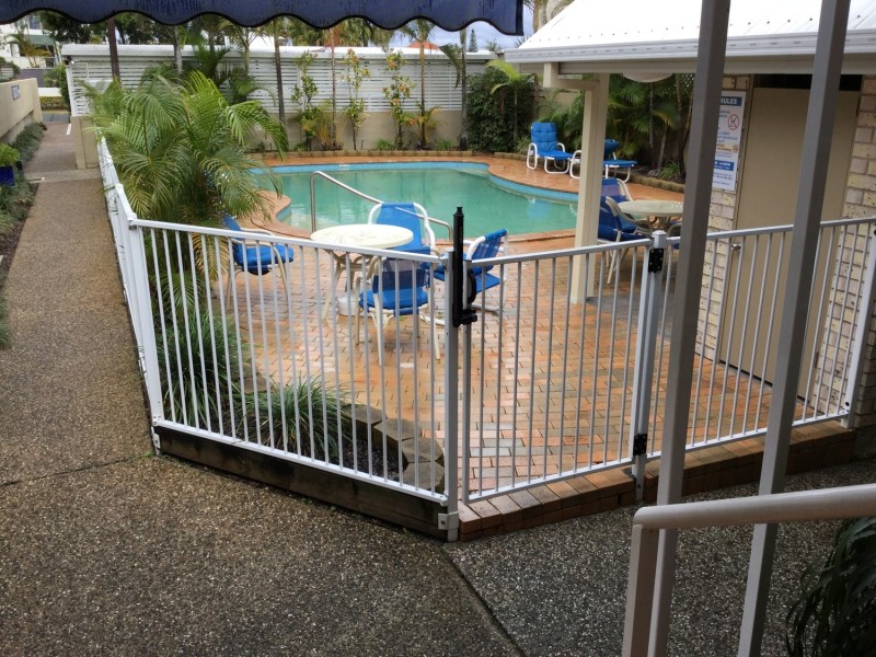 “Budds Beach Apartments”/43 Cypress Avenue, Surfers Paradise QLD 4217