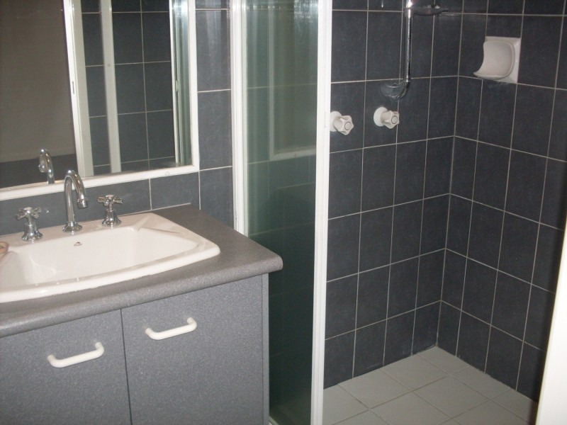 9 Henry Cotton Drive, Parkwood QLD 4214