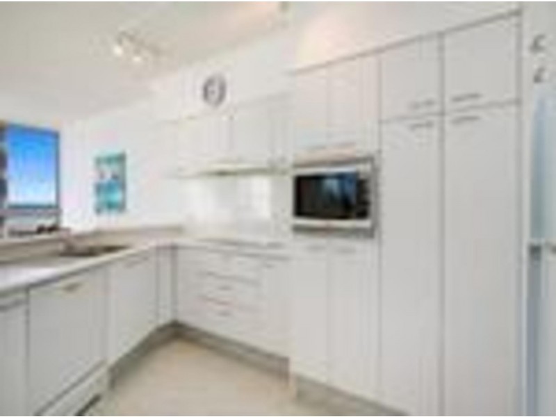 “Angelsea”/9 Garfield Terrace, Surfers Paradise QLD 4217