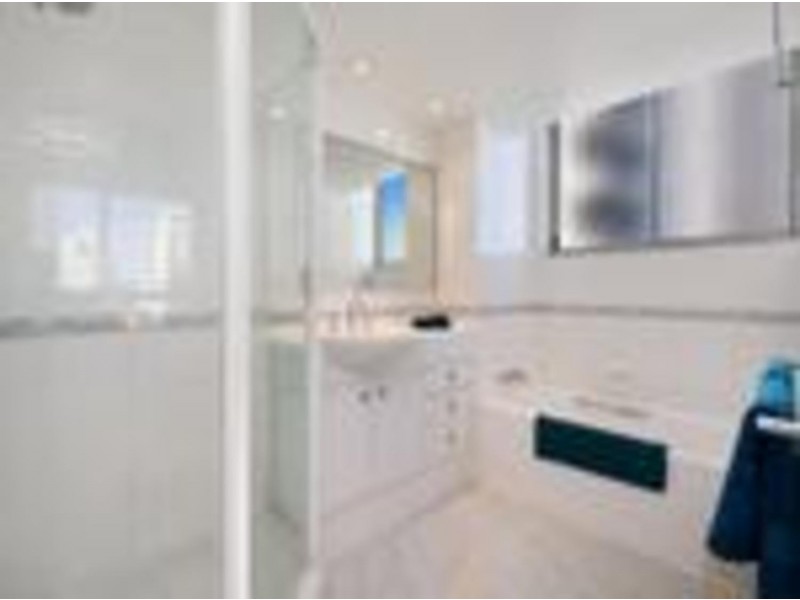 “Angelsea”/9 Garfield Terrace, Surfers Paradise QLD 4217