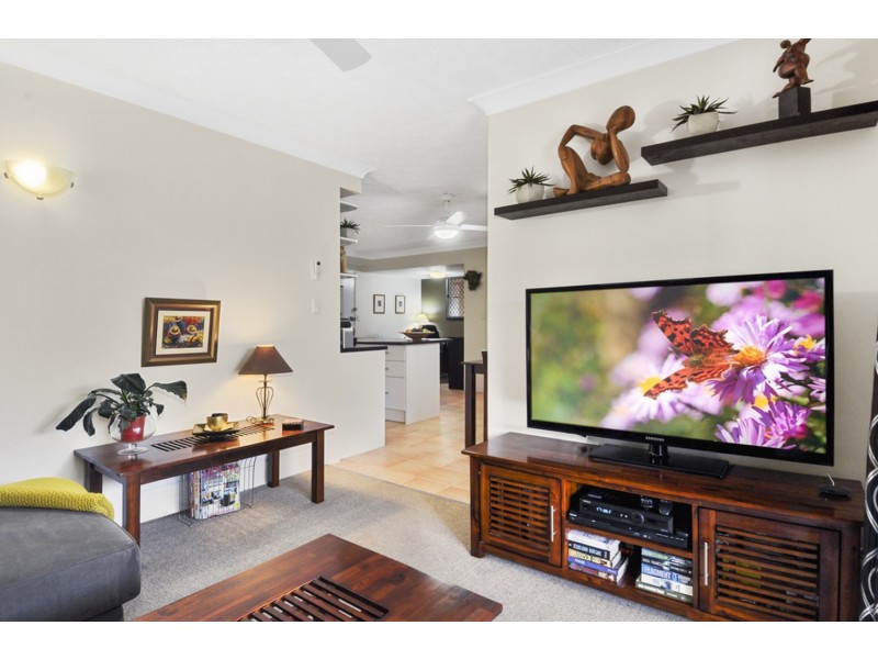 1/10-14 Purli Street, Chevron Island QLD 4217