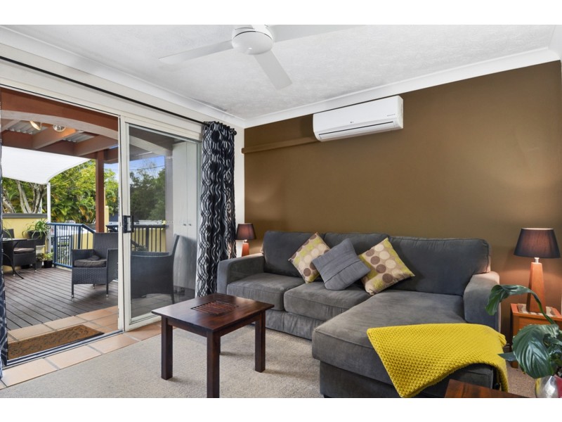 1/10-14 Purli Street, Chevron Island QLD 4217