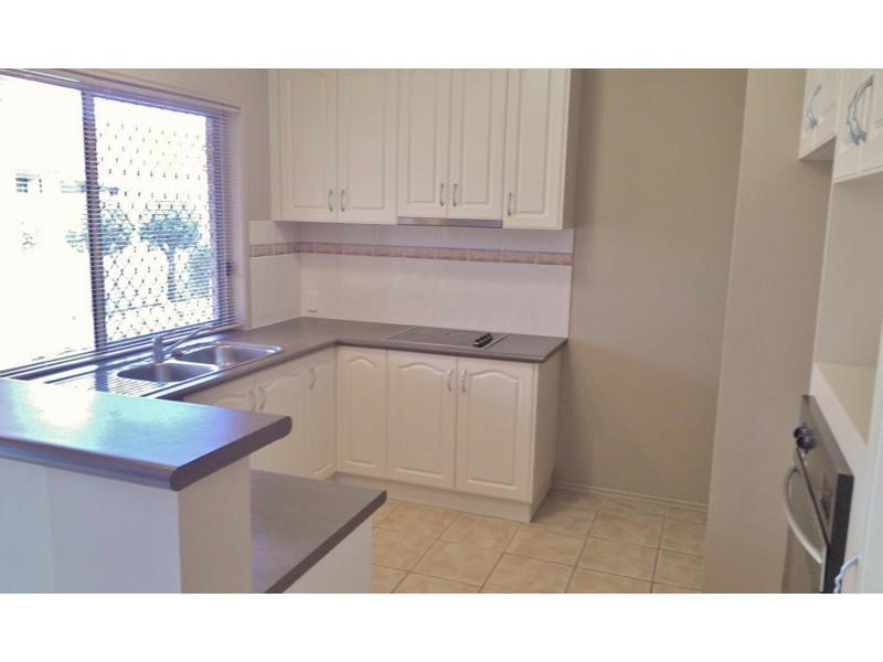 33 Sugargum Court, Molendinar QLD 4214
