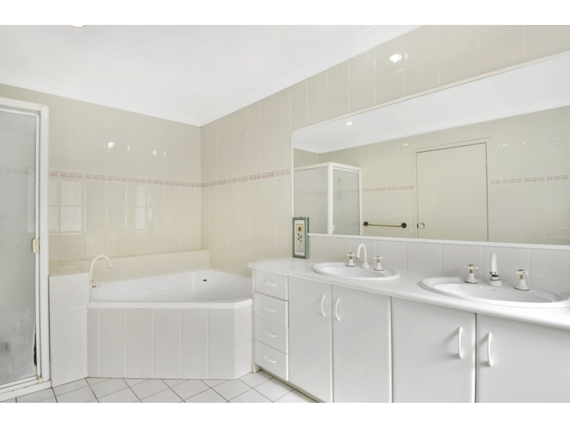 37/5 Bronberg Street, Southport QLD 4215