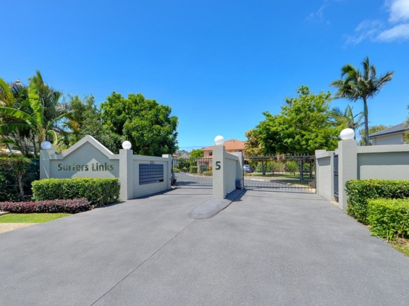 37/5 Bronberg Street, Southport QLD 4215