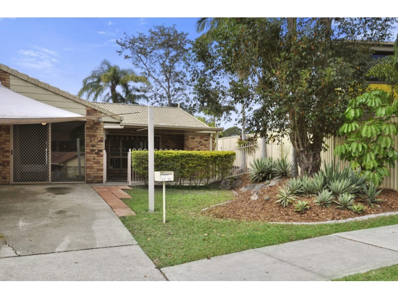 1/67 Usher Avenue, Labrador QLD 4215