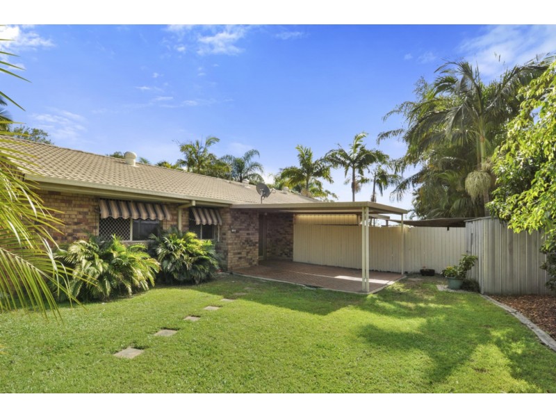 1/67 Usher Avenue, Labrador QLD 4215