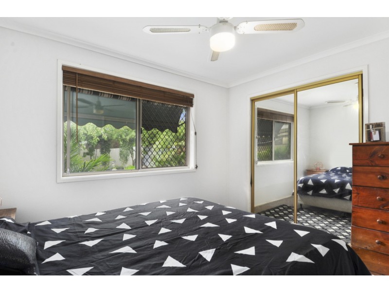1/67 Usher Avenue, Labrador QLD 4215