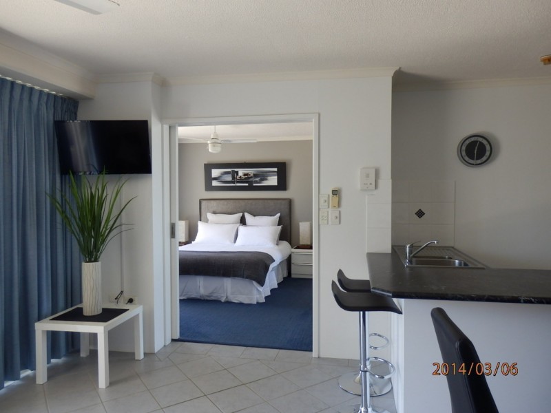 Surfers Beachside/10 Vista Street, Surfers Paradise QLD 4217