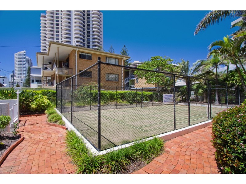 Surfers Beachside/10 Vista Street, Surfers Paradise QLD 4217