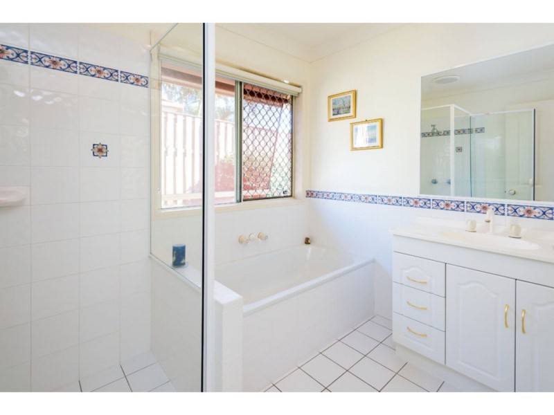 11 Palm Street, Pacific Pines QLD 4211