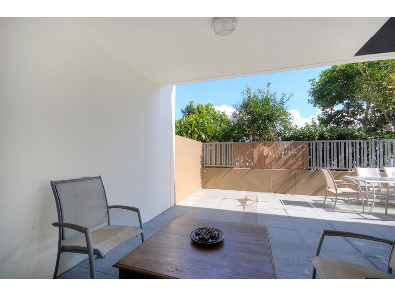 Modena On Chevron/53 Darrambal Street, Chevron Island QLD 4217