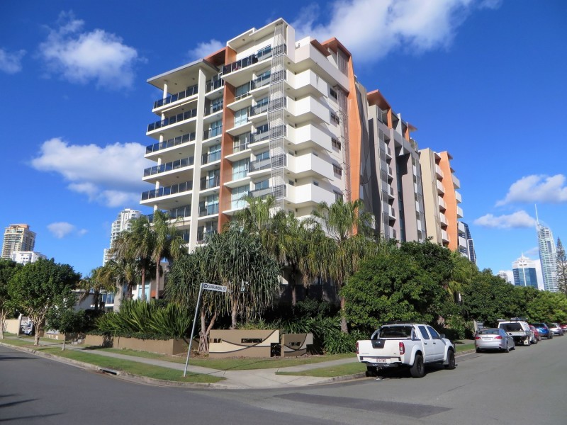 Modena On Chevron/53 Darrambal Street, Chevron Island QLD 4217