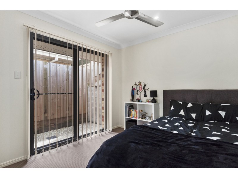 17 Damien Leeding Way, Upper Coomera QLD 4209