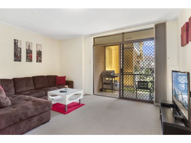 3/29 Oak Avenue, Surfers Paradise QLD 4217