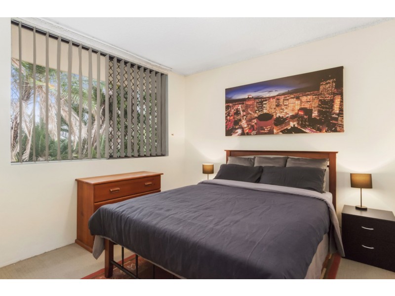 3/29 Oak Avenue, Surfers Paradise QLD 4217