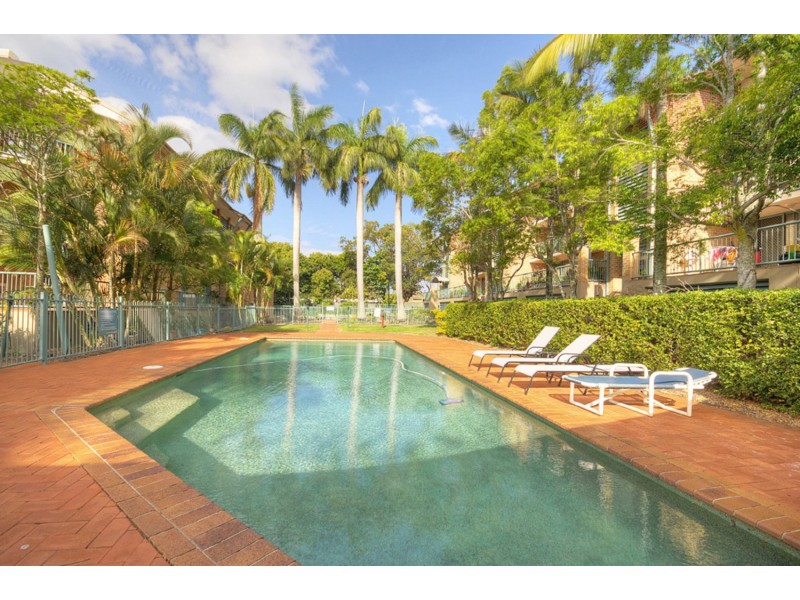 12/45 Pohlman Street, Southport QLD 4215