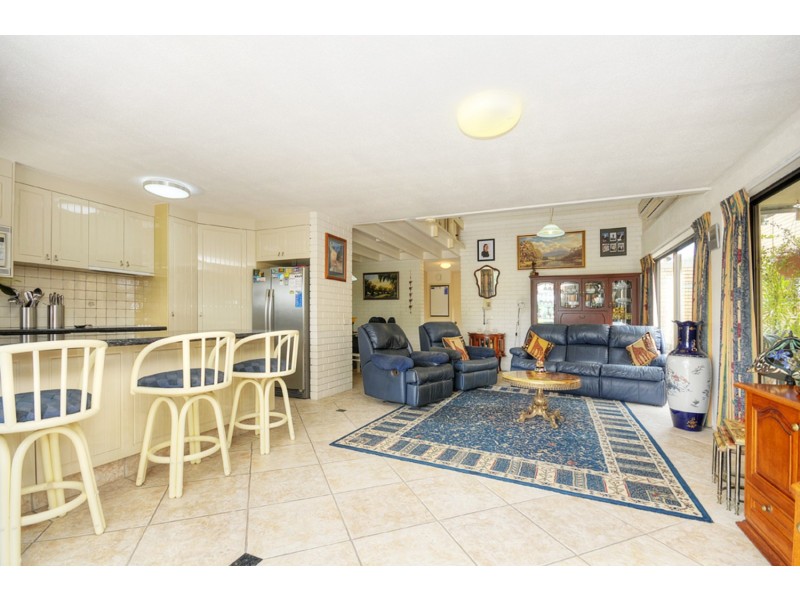 Pacific Keys/50 Hooker Boulevard, Mermaid Waters QLD 4218