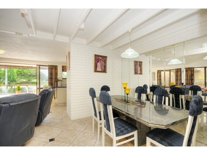 Pacific Keys/50 Hooker Boulevard, Mermaid Waters QLD 4218