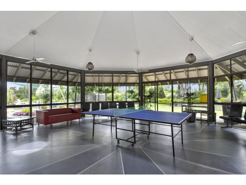 Pacific Keys/50 Hooker Boulevard, Mermaid Waters QLD 4218