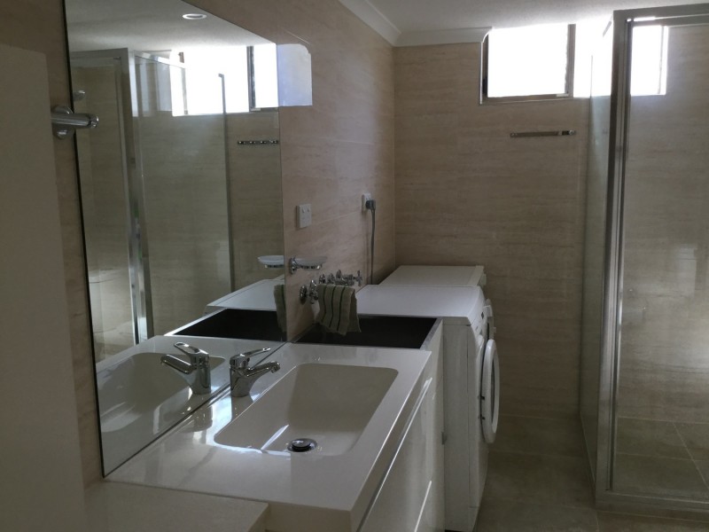 “Enderley Gardens”/38 Enderley Avenue, Surfers Paradise QLD 4217