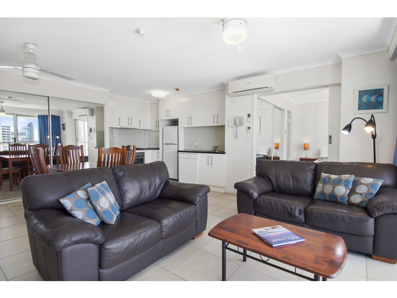 Surfers Beachside/10 Vista Street, Surfers Paradise QLD 4217