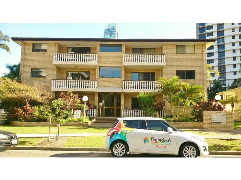 “Barradine”/13-15 Aubrey Street, Surfers Paradise QLD 4217