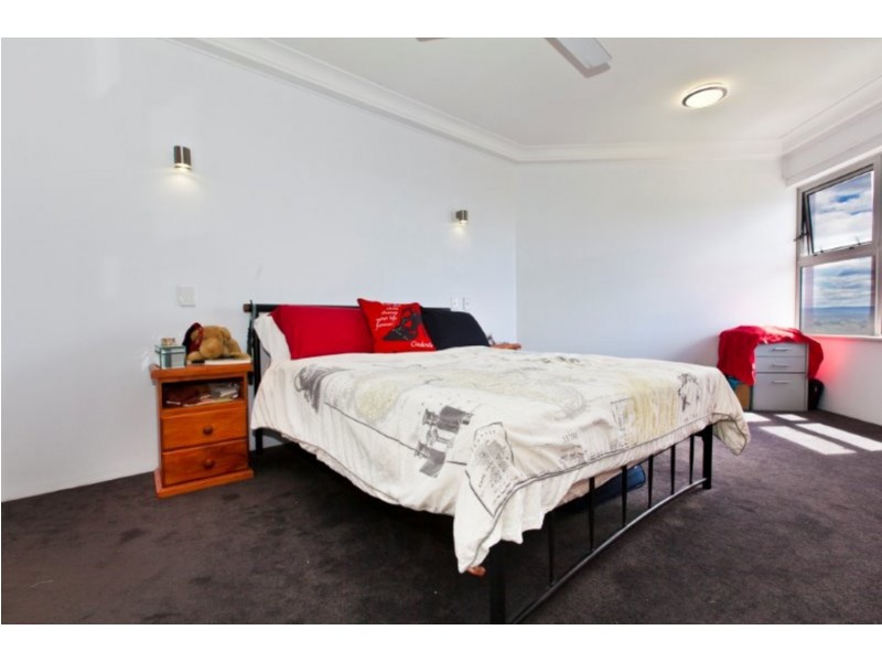 Grand Mariner/12 Commodore Drive, Surfers Paradise QLD 4217