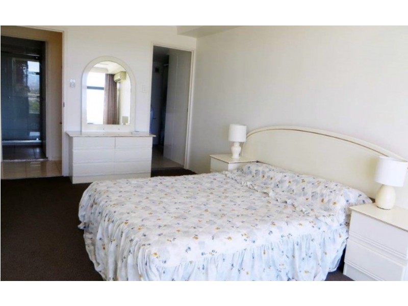 “Thornton Tower”/33 Thornton Street, Surfers Paradise QLD 4217