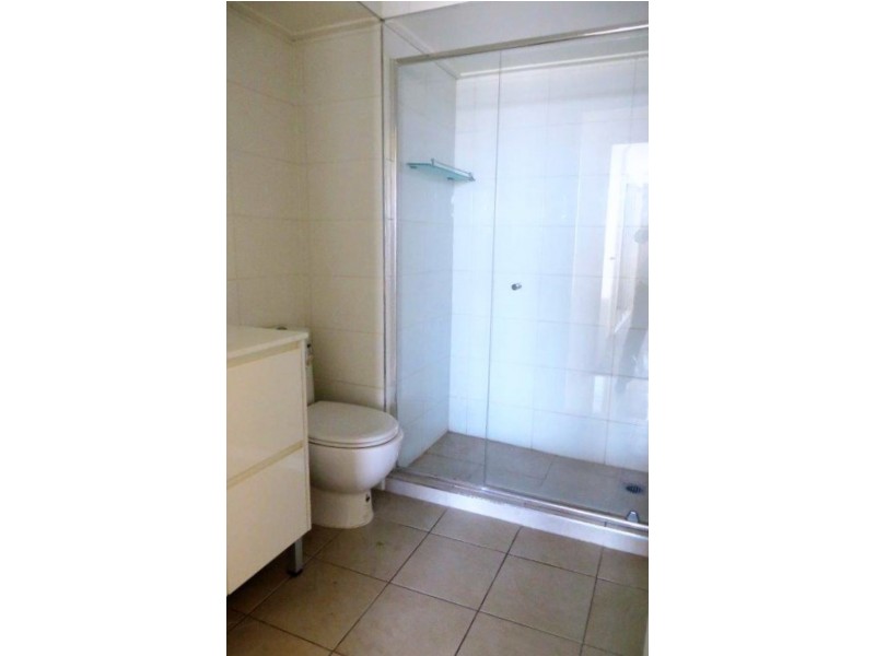 “Thornton Tower”/33 Thornton Street, Surfers Paradise QLD 4217