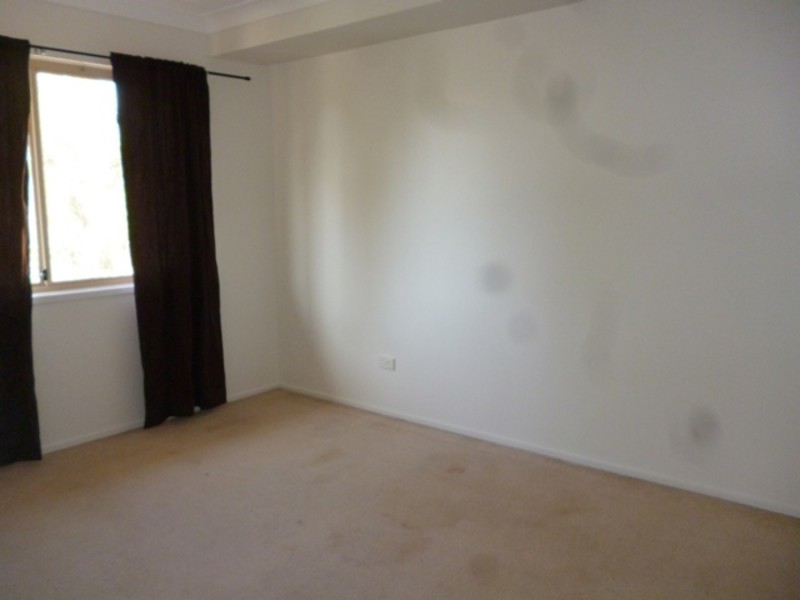 “Central Heights”/170 Central Street, Labrador QLD 4215