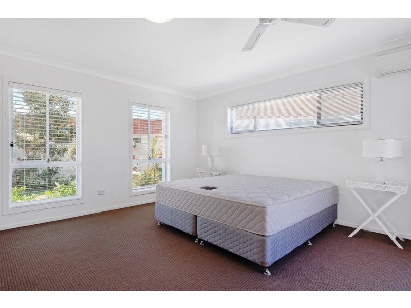 16 Wallaby Place, Bundall QLD 4217