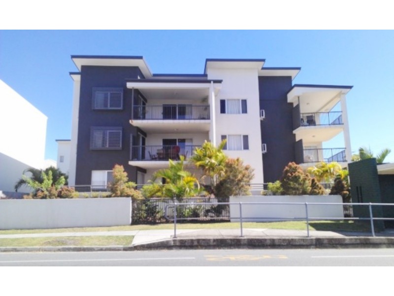 7/4 Proud Street, Labrador QLD 4215