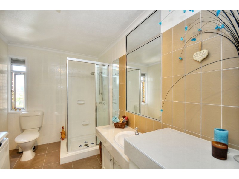 9/11 Riverview Parade, Surfers Paradise QLD 4217