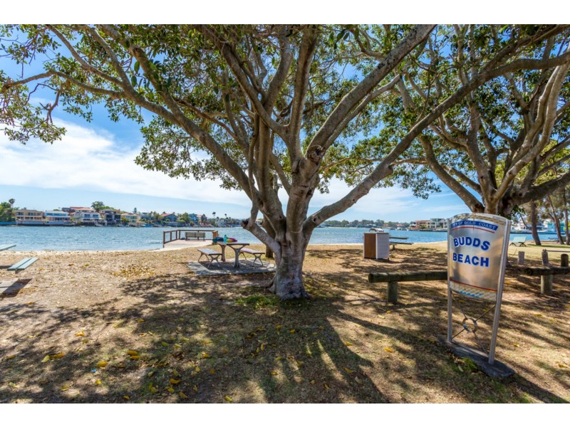 9/11 Riverview Parade, Surfers Paradise QLD 4217