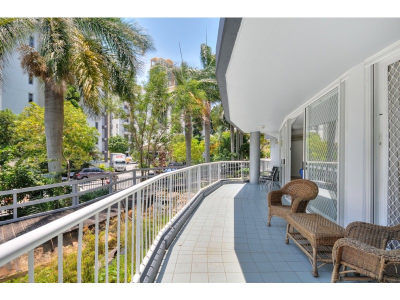 2/19 Riverview Parade, Surfers Paradise QLD 4217