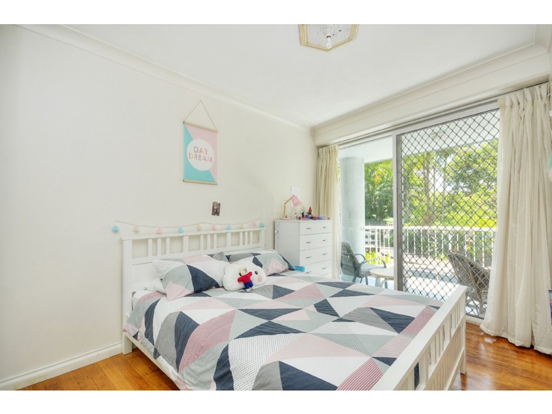 2/19 Riverview Parade, Surfers Paradise QLD 4217