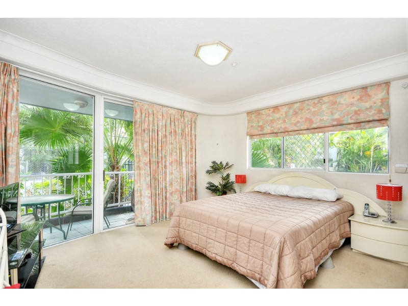 4/19 Riverview Parade, Surfers Paradise QLD 4217